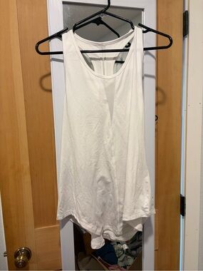 Zyia White Effortless Tank